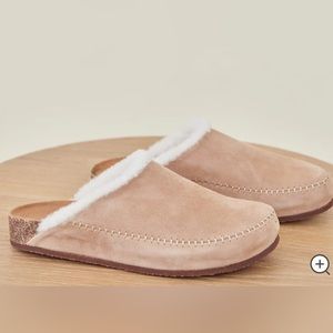 💫New in box Jenni Kane Shearling Lined Moc Clog💫